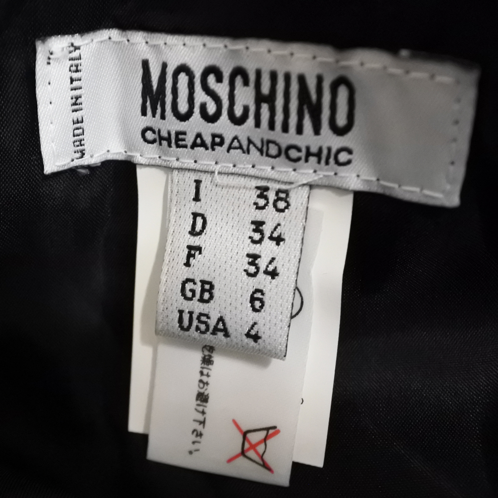 MOSCHINO モスキーノ　レディーススーツ　ブラック