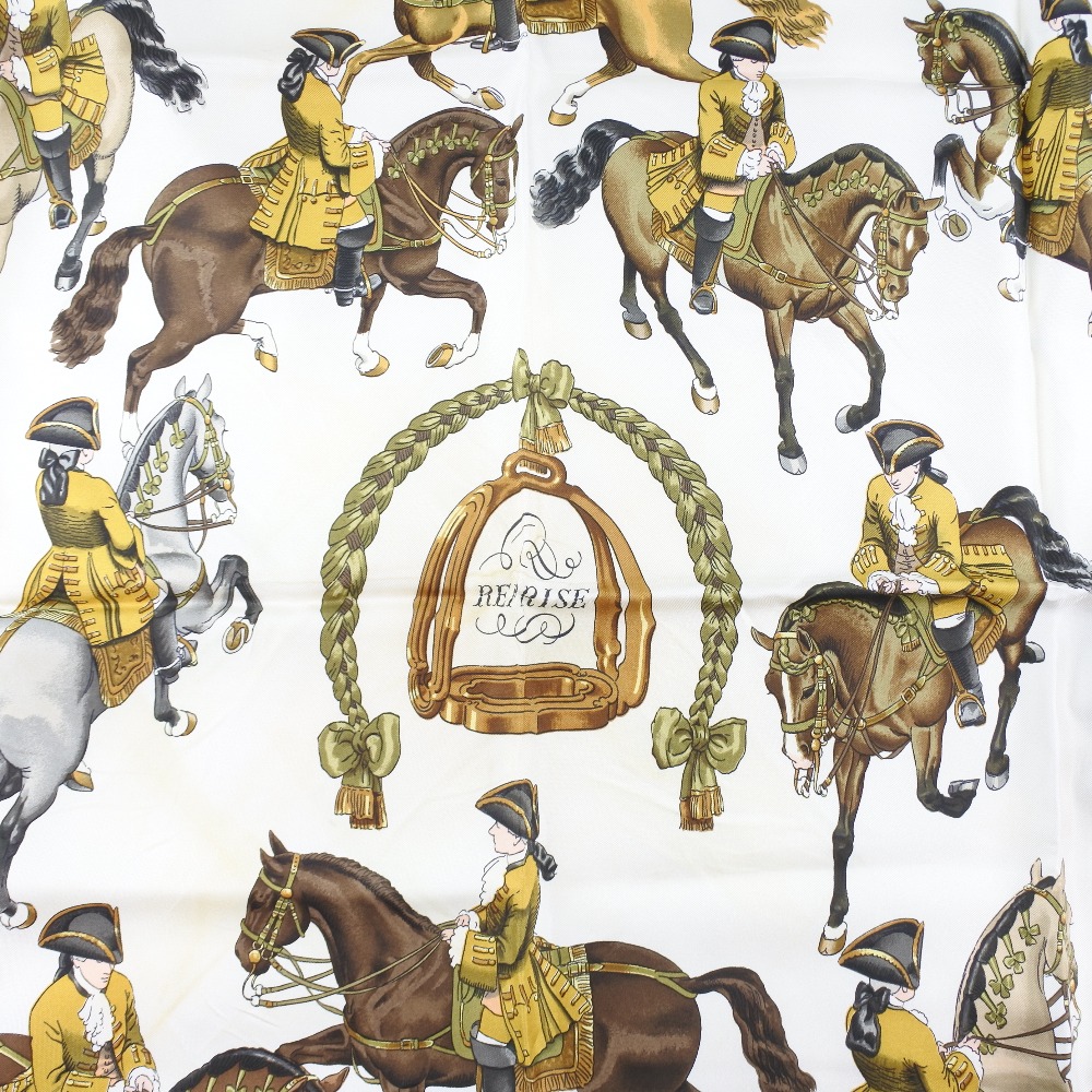 HERMES エルメス カレ 90 Ballet equestre 乗馬のバレエ スカーフ シルク 絹 イエロー グリーン 馬 乗馬 ダンスJA-17368