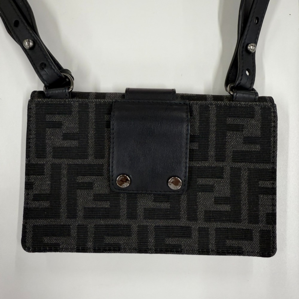 FENDI Marsupio Baguette Shoulder Bag 7M0295 3WAY clutch