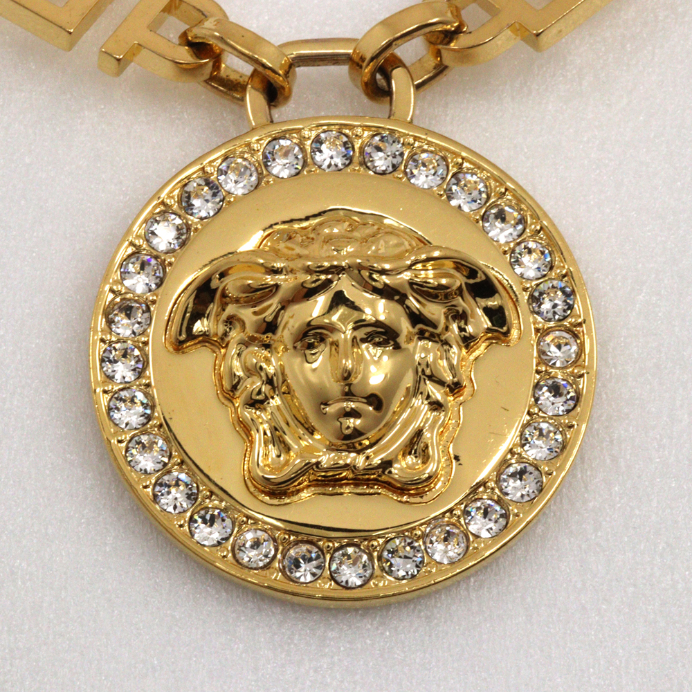 VERSACE】ヴェルサーチ 金メッキ ユニセックス ネックレス【中古】｜VERSACE｜店舗買取｜アクセサリー＞ネックレス｜USEDのアパレル通販サイト  - SMASELL（スマセル）