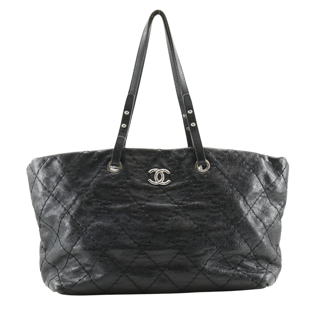 CHANEL On the load Tote Bag A48019 COCO Mark black leather Women