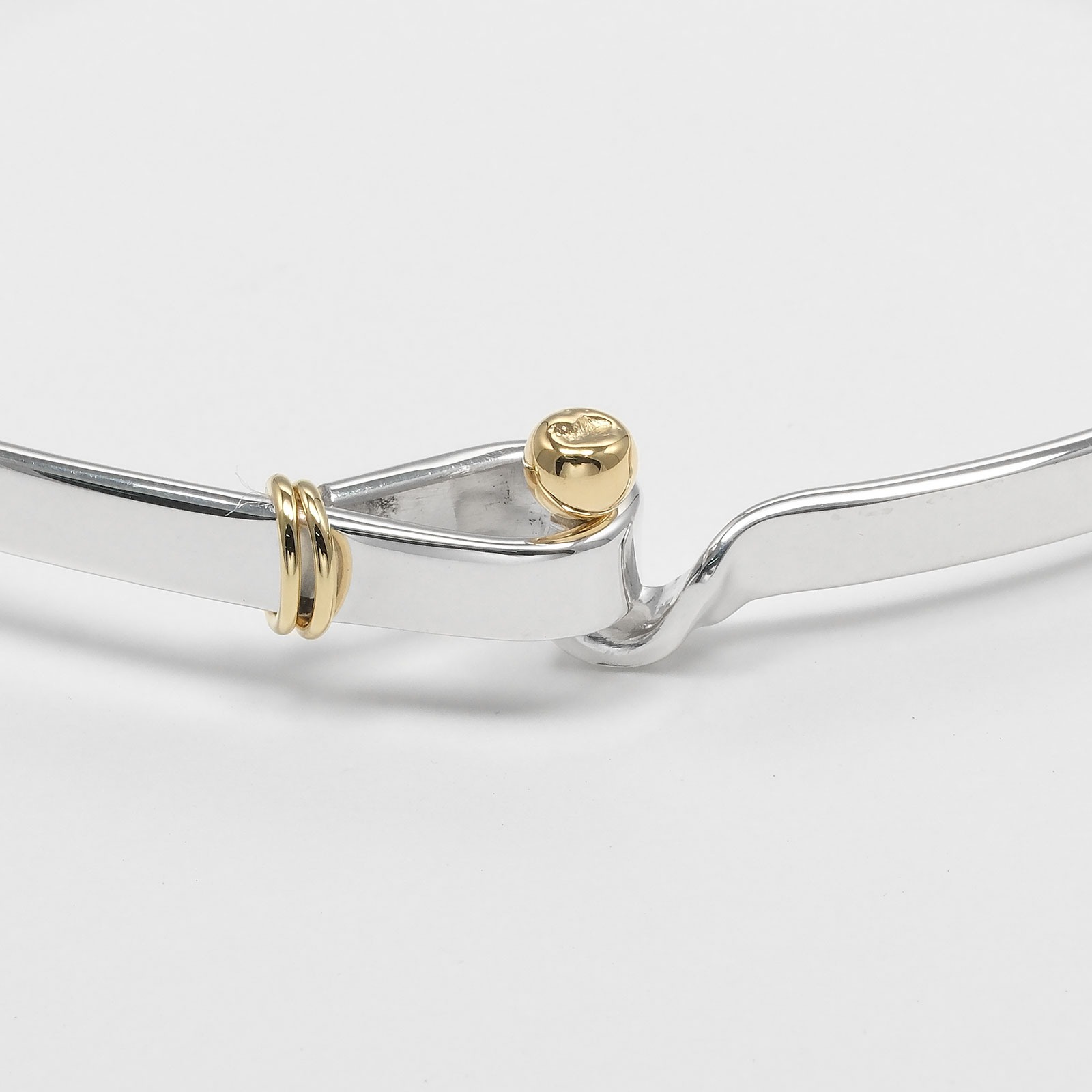 アクセサリー VINTAGE TIFFANY&Co.Loveknot bracelet s-l400.jpg