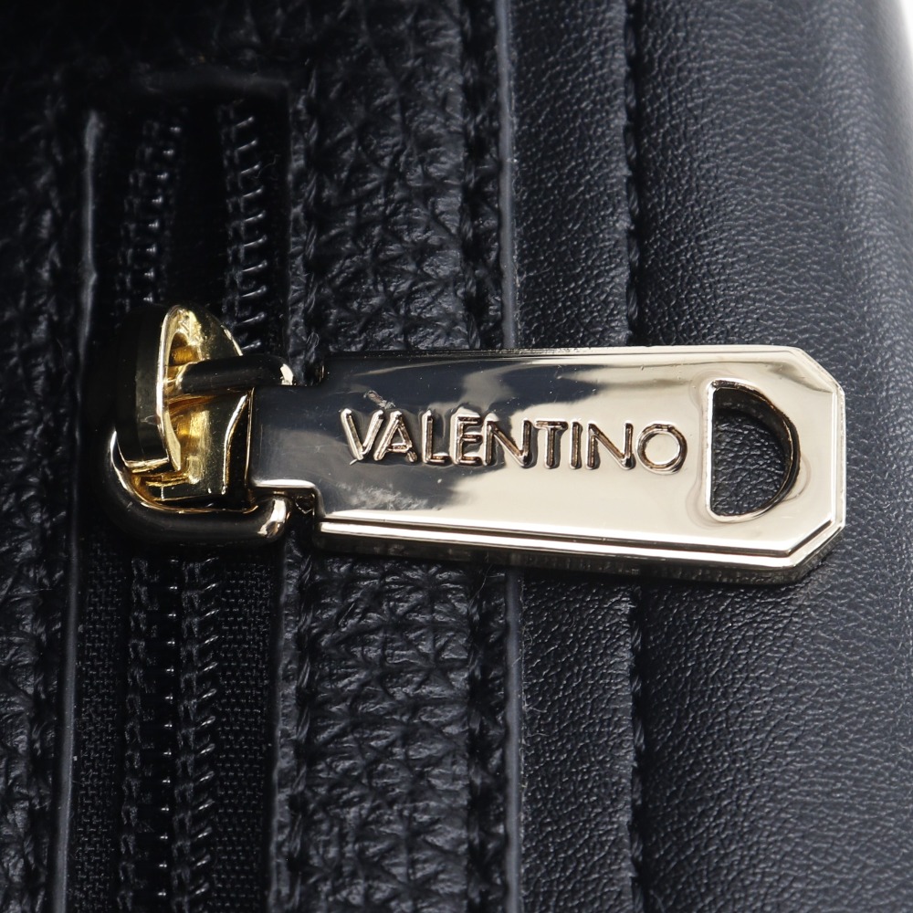 ★VALENTINO★ SALE ★洗練された Alexia Bagショルダーバッグ VALENTINO Alexia Shoulder Bag VBS5A803 leather Women | eBay