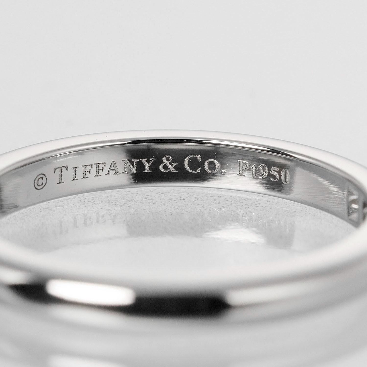 TIFFANY&Co.】ティファニー クラシック バンド 2mm 3.05g フォーエバー