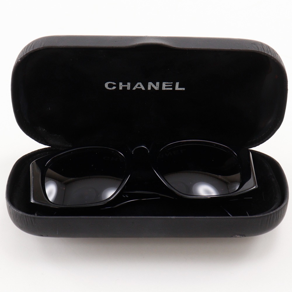 CHANEL COCO Mark sunglasses 94305 Matelasse black plastic Women | eBay