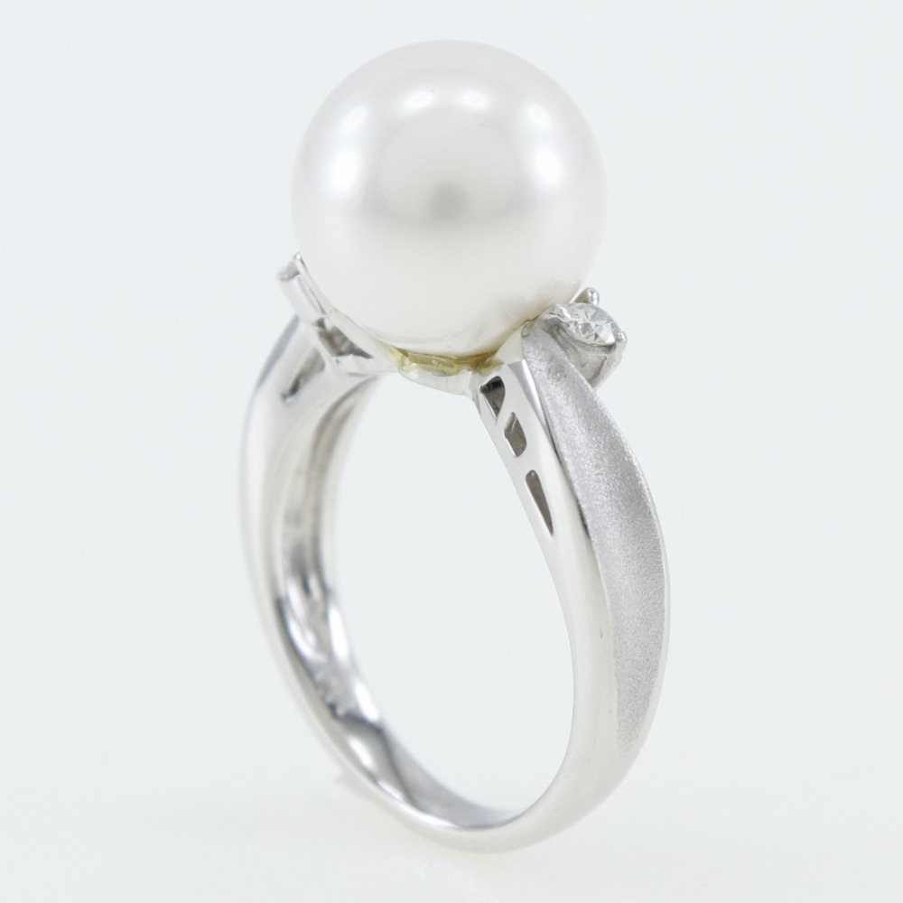 状態USED指輪 pt900 ダイヤパールリング 12g プラチナ 真珠 ダイヤモンド