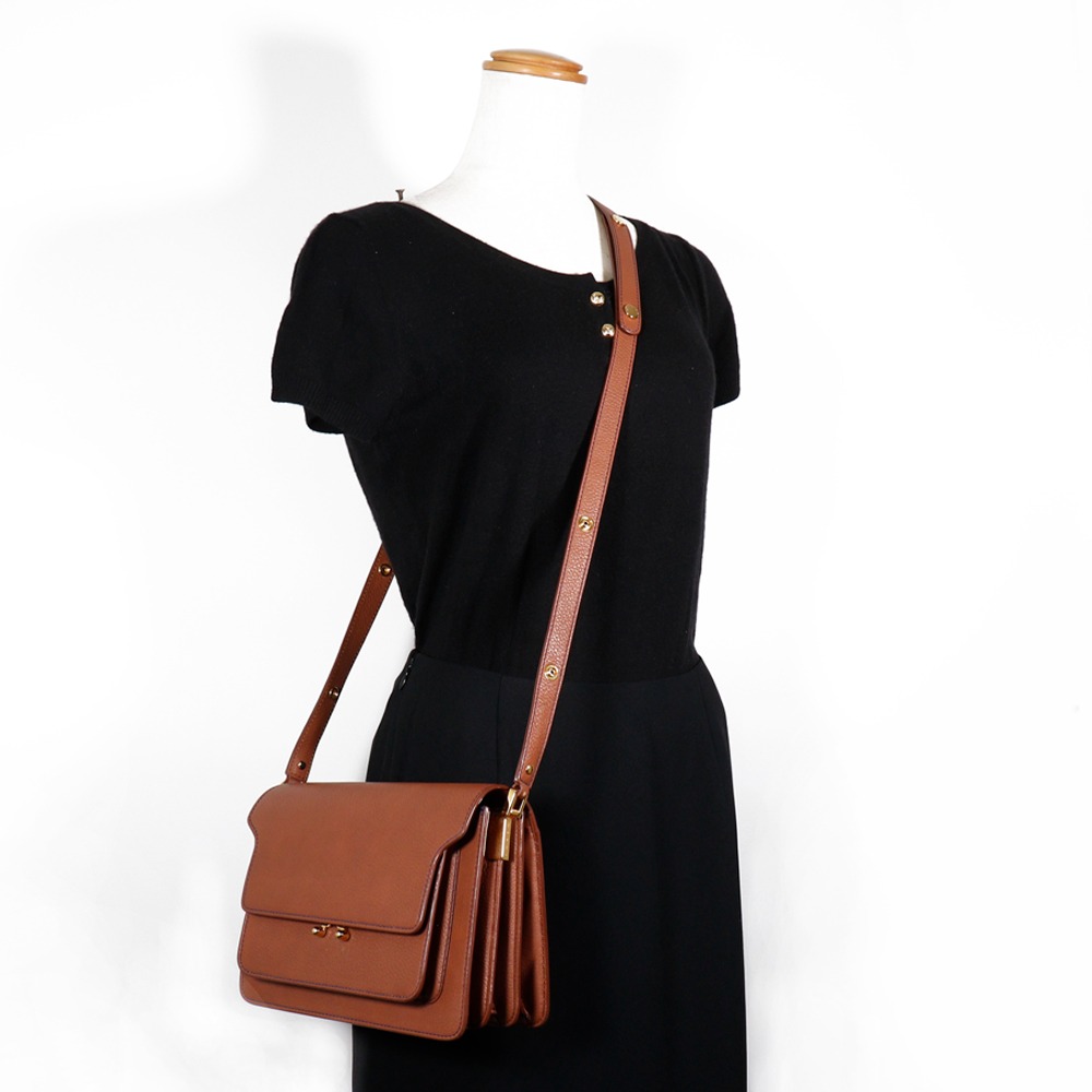 MARNI Trunk bag Shoulder Bag SBMPN09UL7 LV688 Brown leather