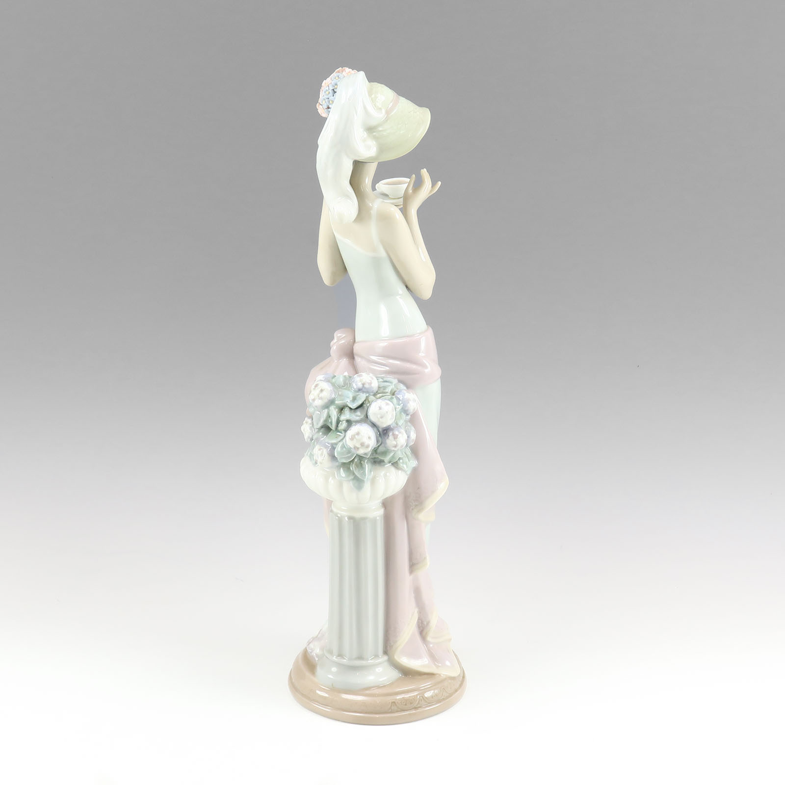 Lladro tea time Figurine object 5470 _ | eBay